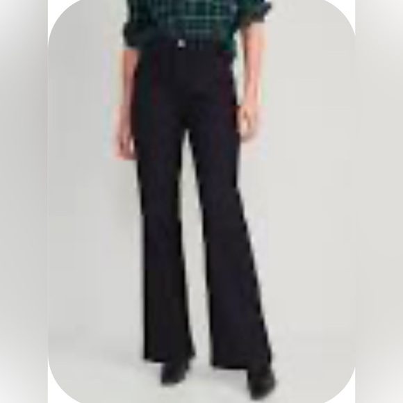 Old Navy Extra High-Waisted 360° Stretch Trouser Flare Jeans new with tags SZ 18 - Picture 1 of 8